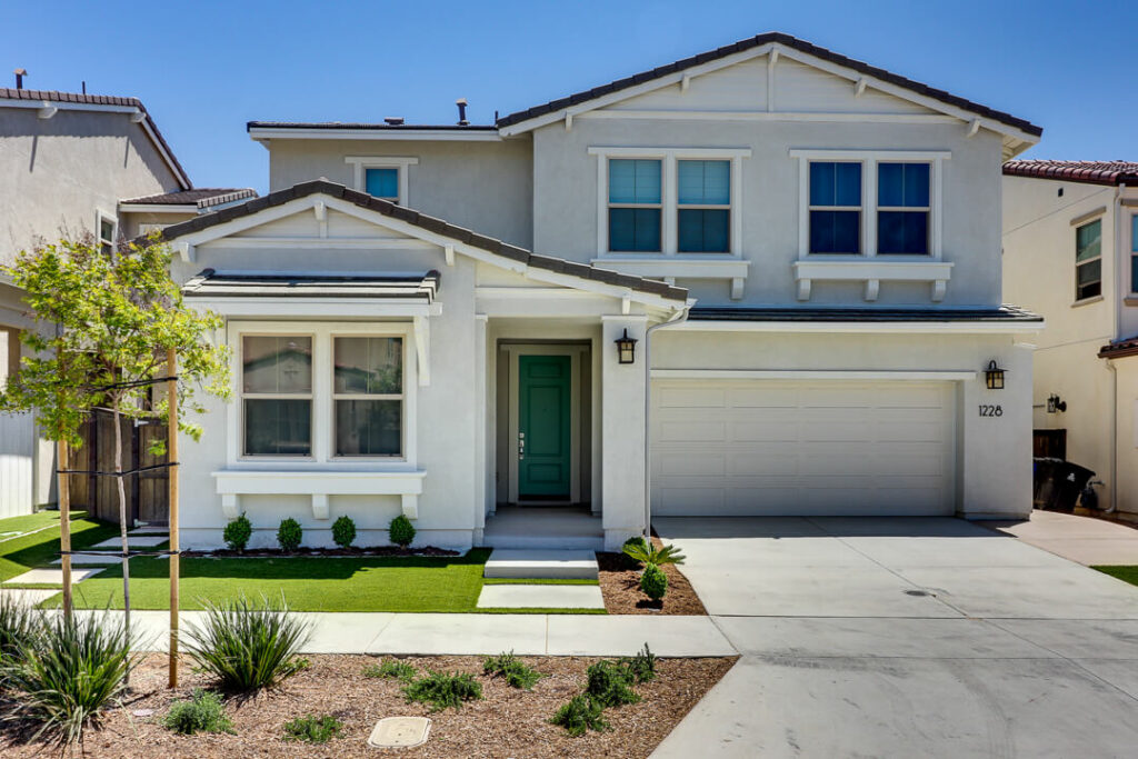 Landscape with Artificial Turf and Stepping Stones Chula Vista 2