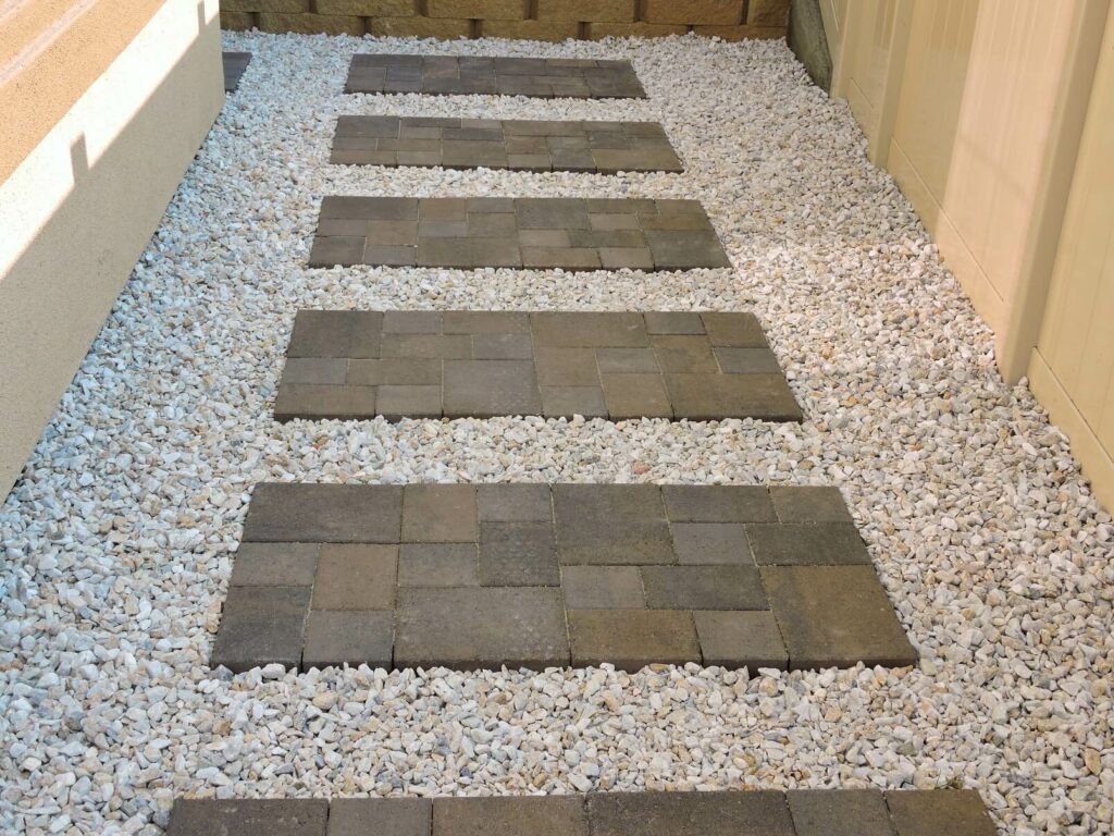 Pavers stepping stones, landscaping rocks and landscape design in El Cajon